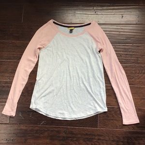 Prince & Fox Long Sleeve T-Shirt (size xs)